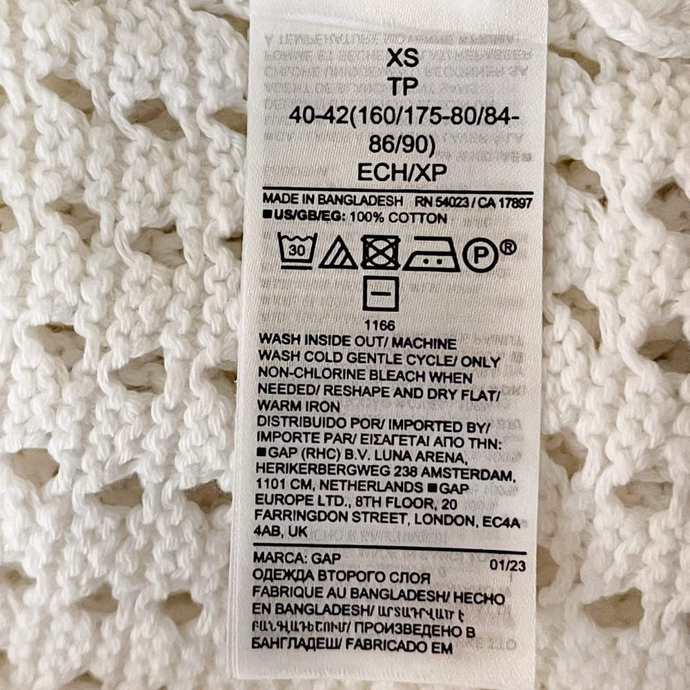 GAP Women’s White 100% Cotton Flutter Sleeve Crochet Sweater Size XS Feminine - Picture 7 of 10